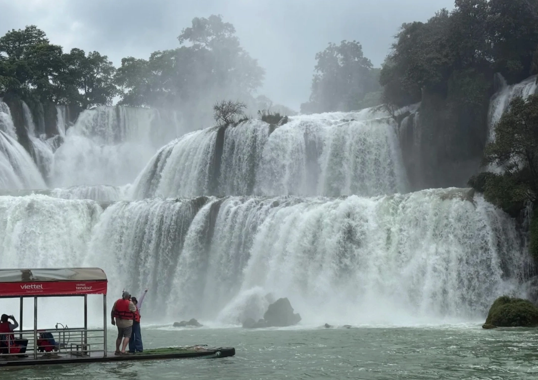Detian waterfall day trip from Nanning Detian waterfall day trip from Nanning