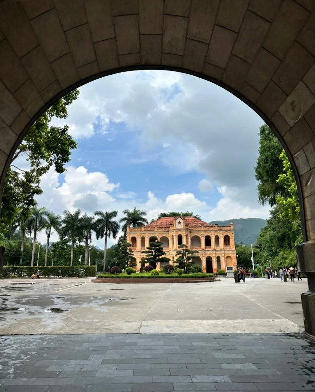 Friendship Pass travel guide