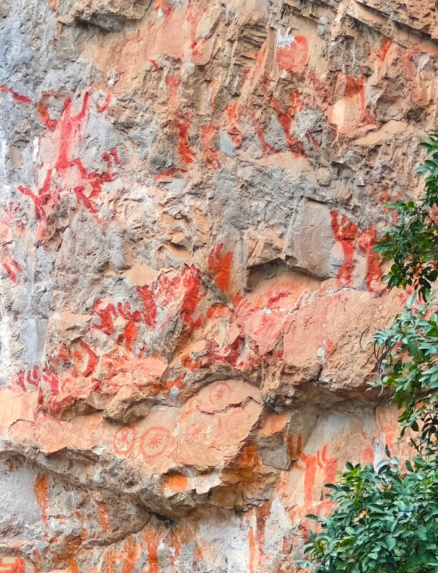 zuojiang huashan rock art itinerary