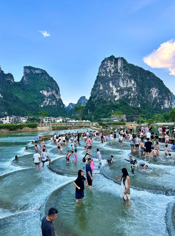 mingshi countryside vs yangshuo mingshi countryside vs yangshuo