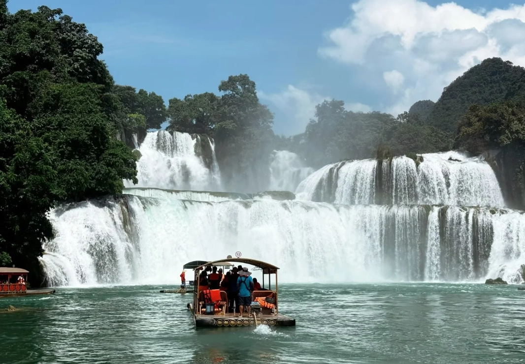 when to visit ban gioc waterfall when to visit ban gioc waterfall