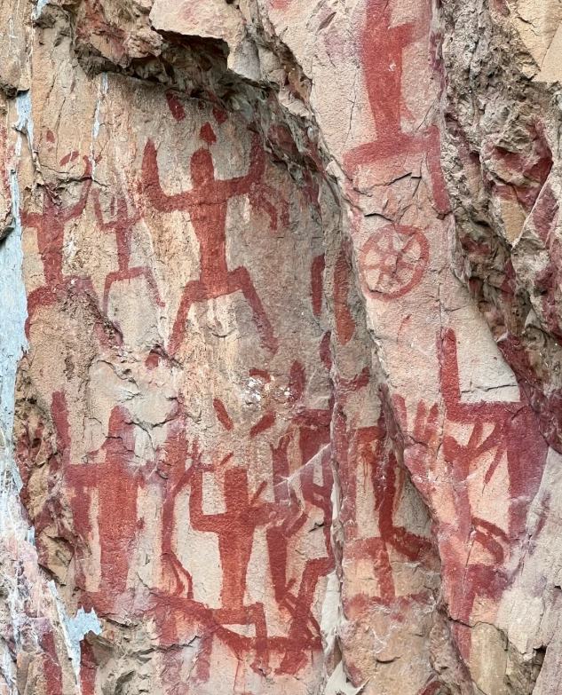 when to visit Huashan Rock Art