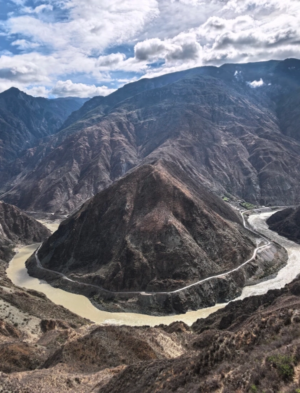 drive from shangrila to yading