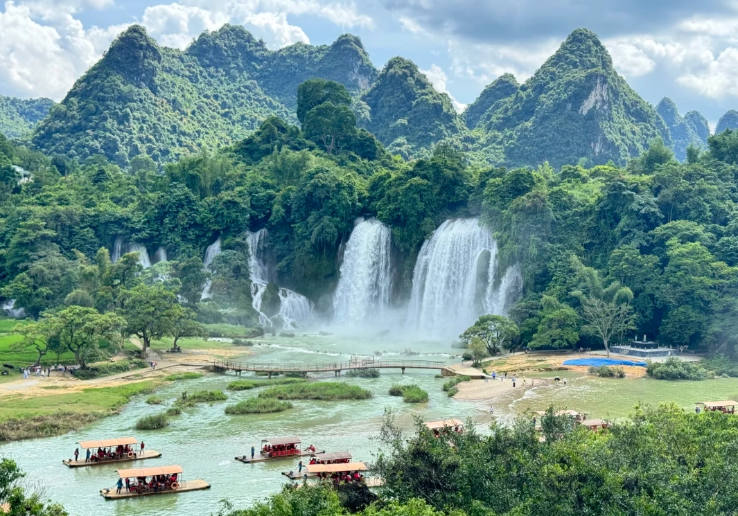ban gioc detian waterfall ban gioc detian waterfall