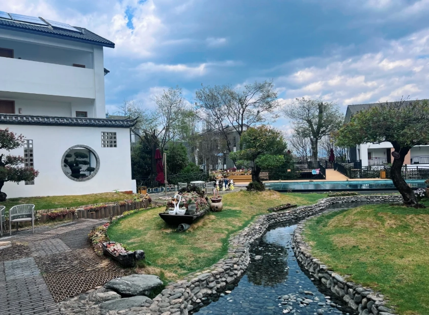Dali boutique hotels