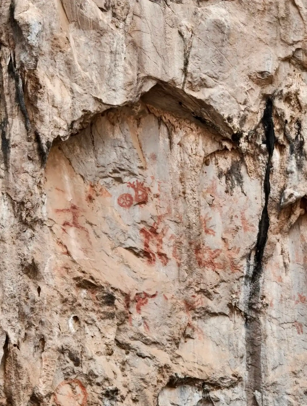 Zuojiang Huashan Rock Art