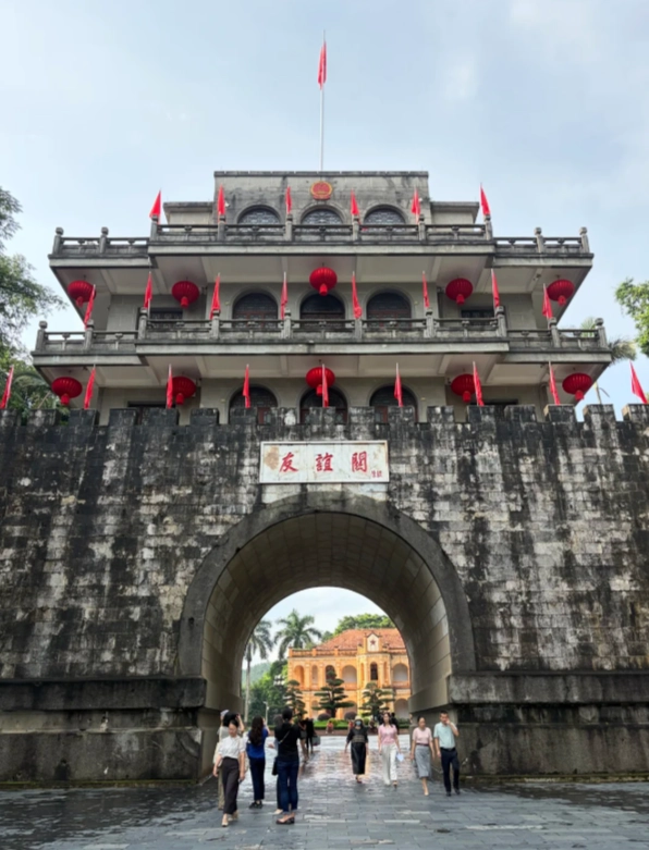 friendship pass travel guide