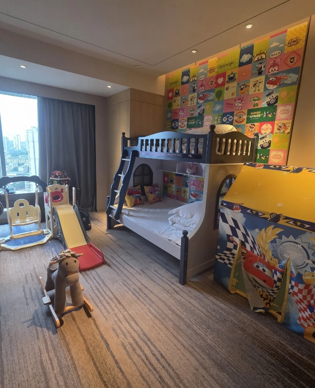 best area to stay in Anshun