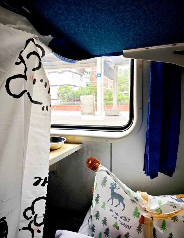 Kunming Guilin train Kunming Guilin train