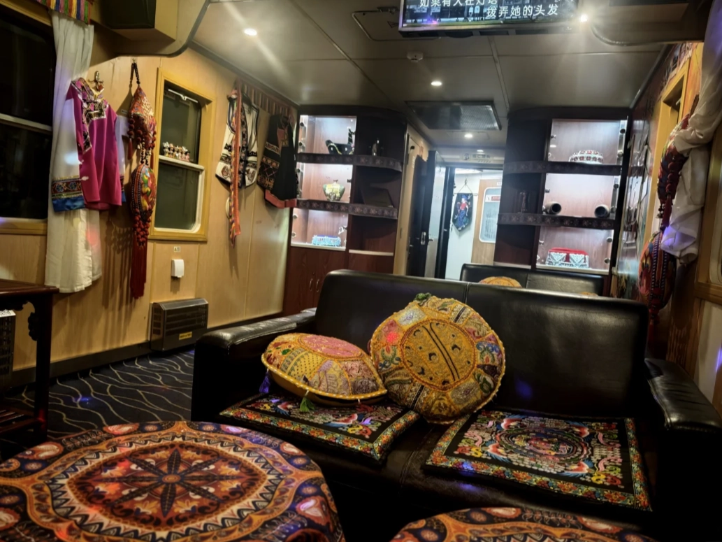 Kunming to Lijiang bus