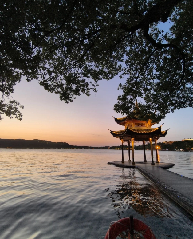 Hangzhou budget travel