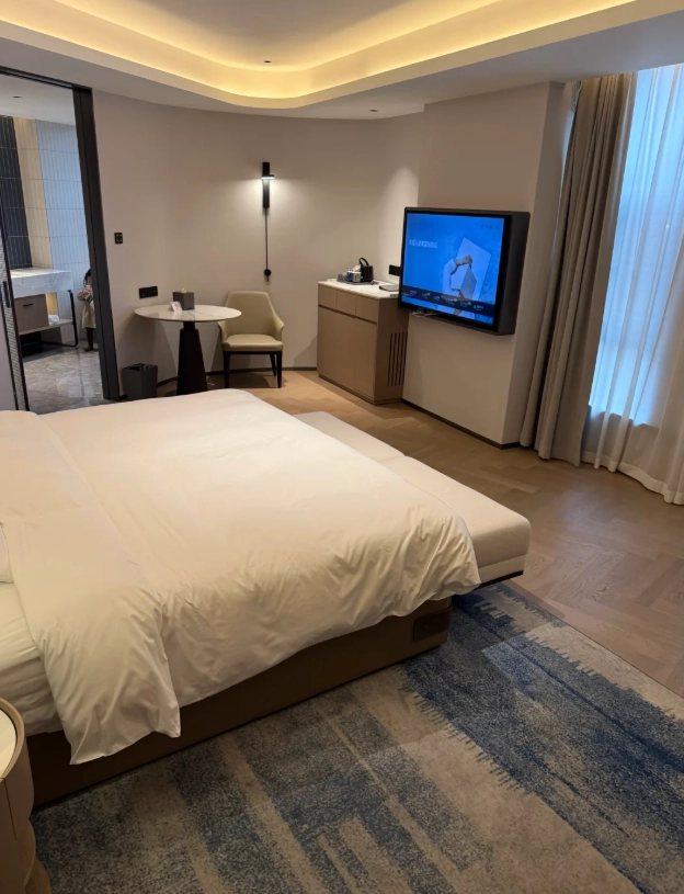 hangzhou hotels near west lake