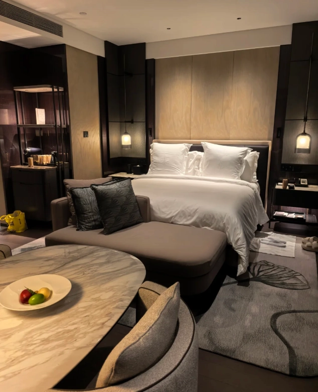 where to stay in hangzhou