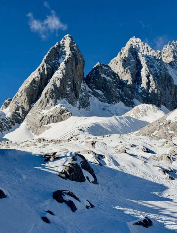 Jade Dragon Snow Mountain trip Jade Dragon Snow Mountain trip