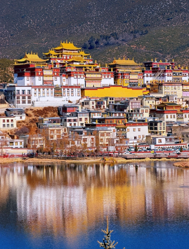 Dali to Shangri-La travel guide Dali to Shangri-La travel guide