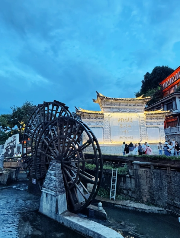 Lijiang travel guide Lijiang travel guide