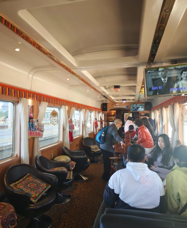 lijiang railway station