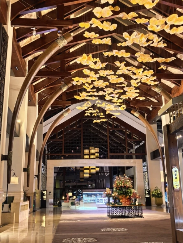 best areas to stay in kunming