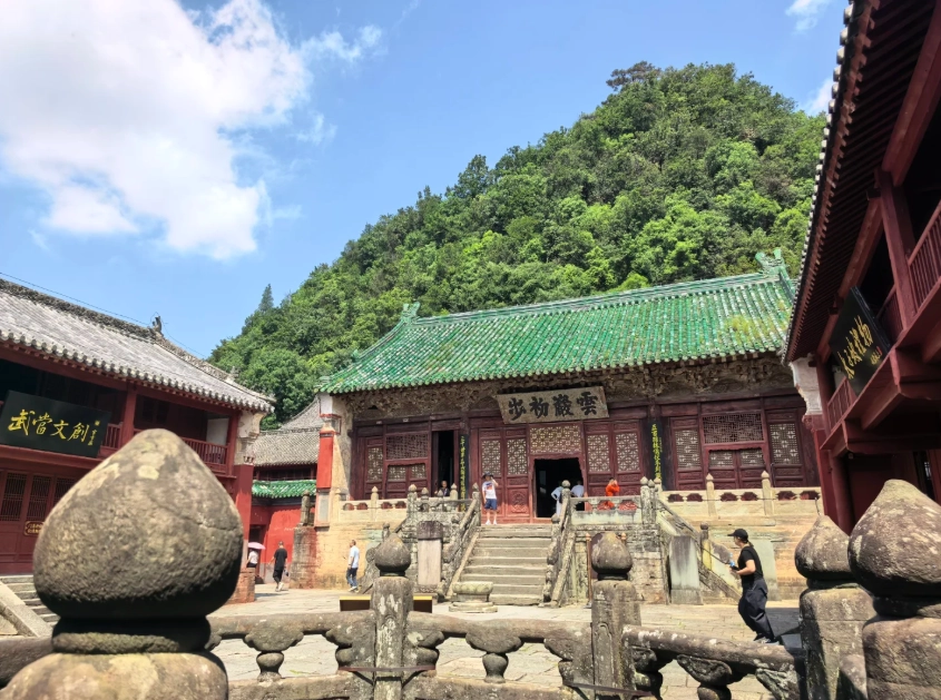 best time to visit wudang mountains