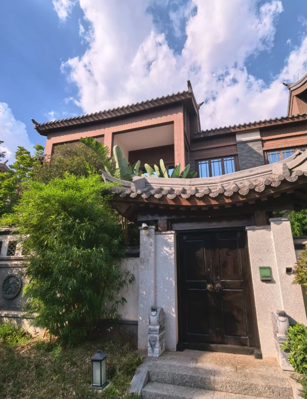 kunming hotels for tourists