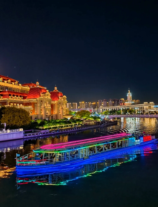 Haihe River night cruise Haihe River night cruise