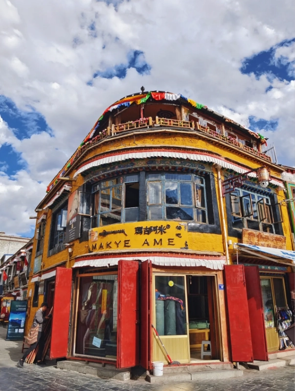 lhasa travel guide
