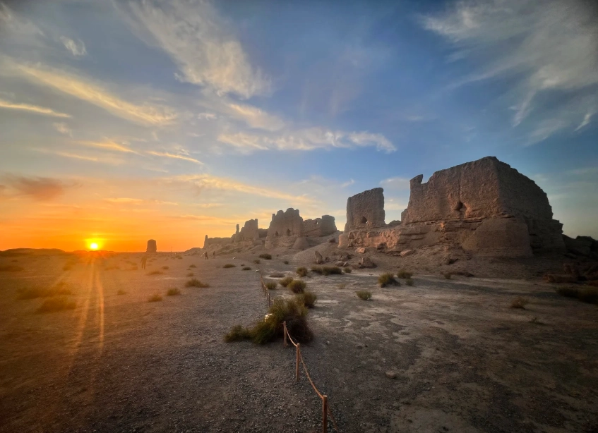Dunhuang attractions Dunhuang attractions