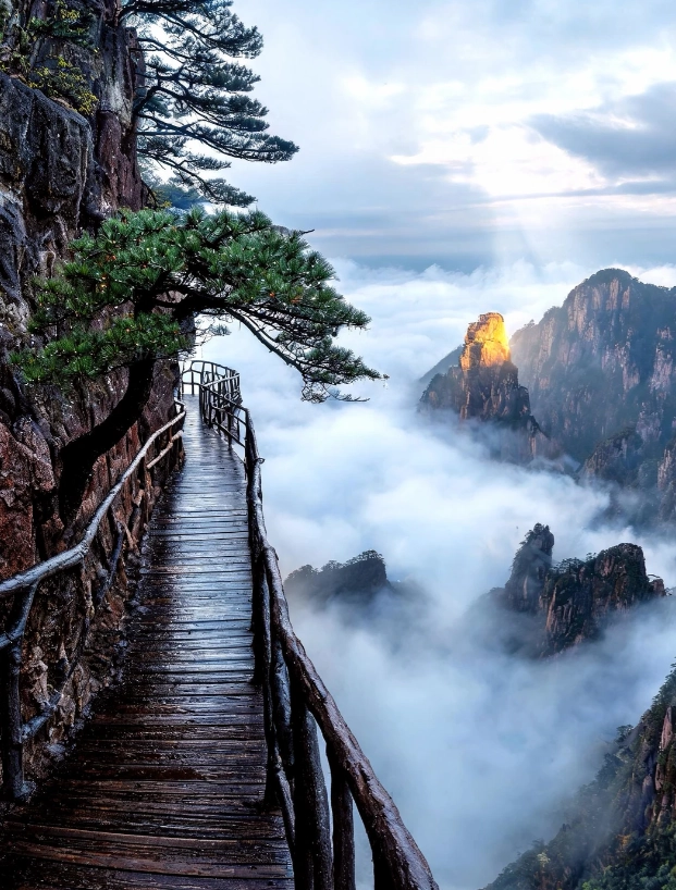 Huangshan hiking trails Huangshan hiking trails
