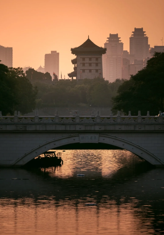 Xi'an City Wall hours Xi'an City Wall hours