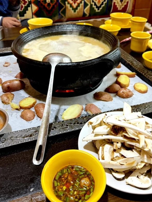 Shangri-La local cuisine Shangri-La local cuisine