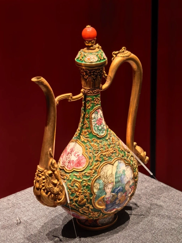Photo of Ningbo Museum: Ningbo Museum guide