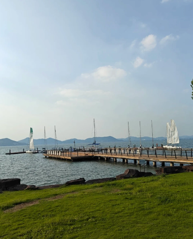 Dongqian Lake cycling