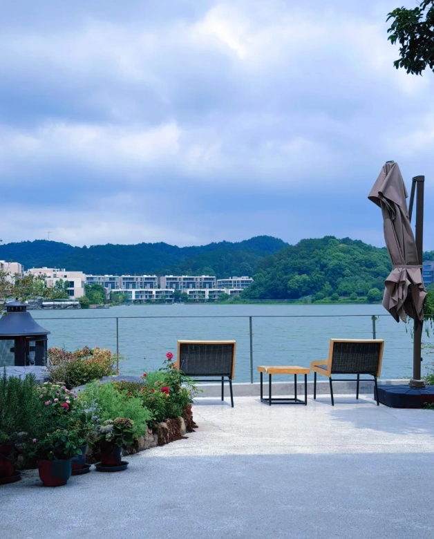 Dongqian Lake travel guide Dongqian Lake travel guide