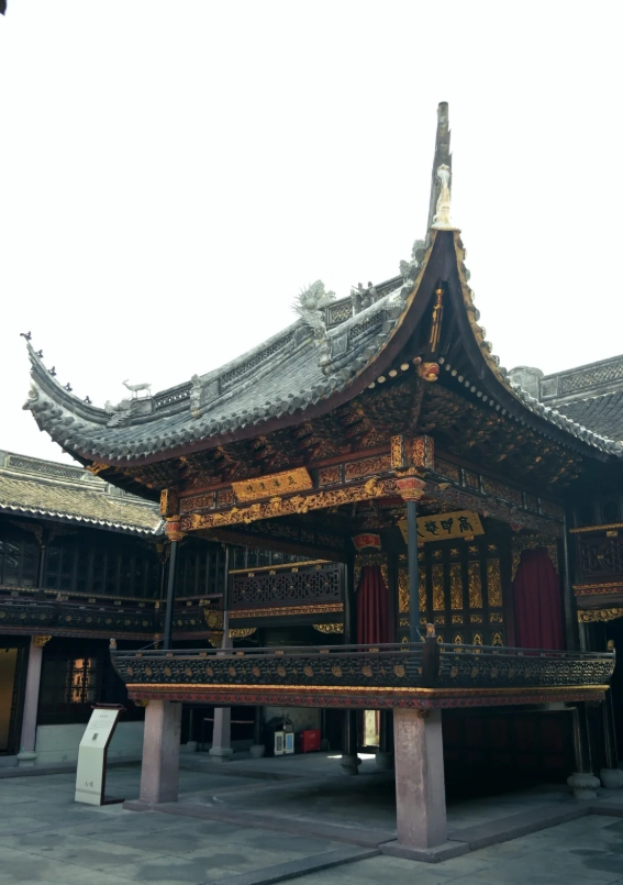 Tianyi Pavilion guided tour Tianyi Pavilion guided tour