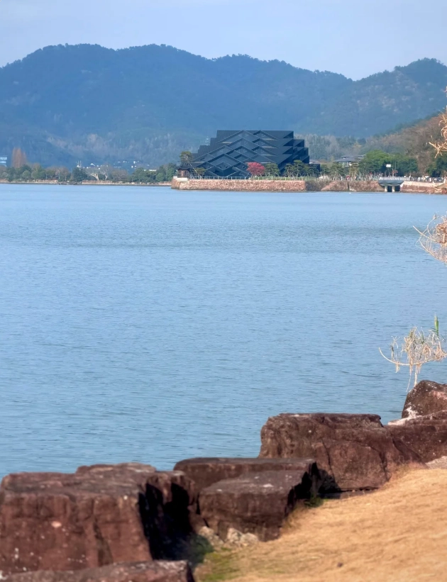 Dongqian Lake attractions Dongqian Lake attractions