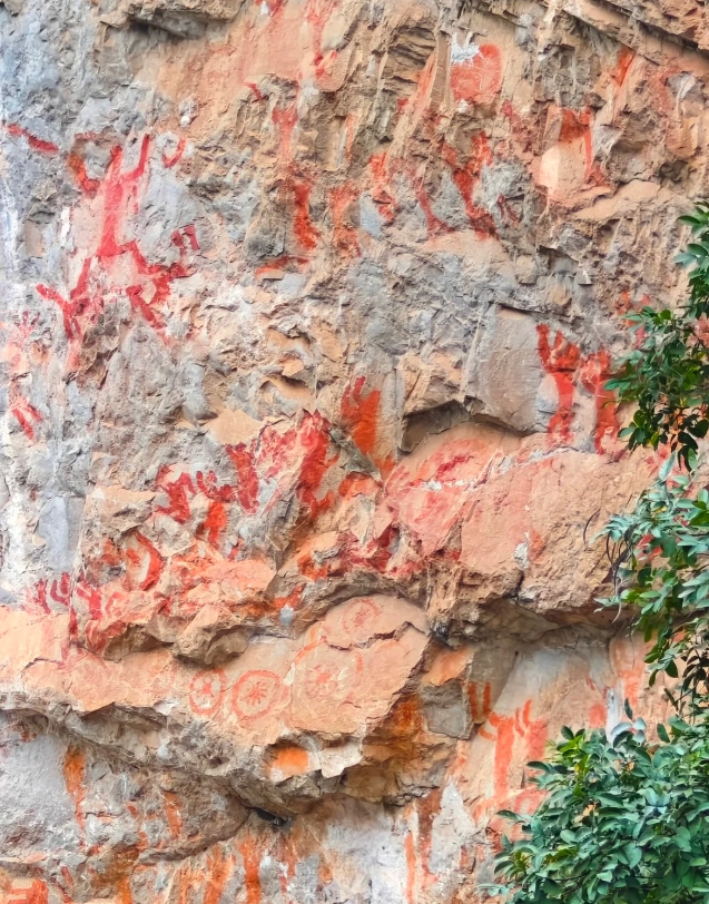 Zuojiang Huashan rock art boat Zuojiang Huashan rock art boat