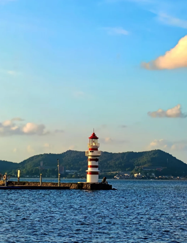 Dongqian Lake travel guide Dongqian Lake travel guide