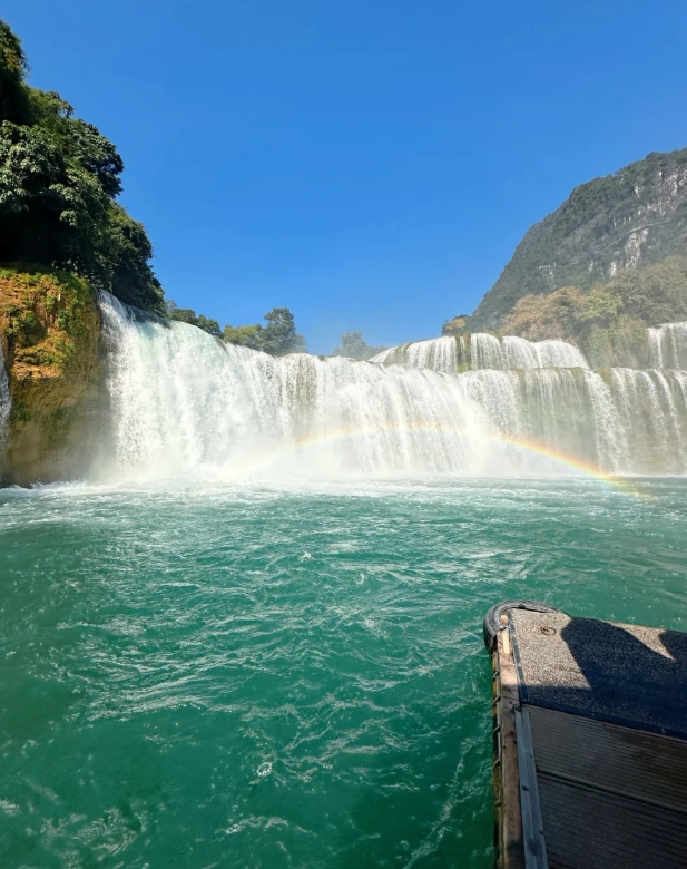 chongzuo budget travel