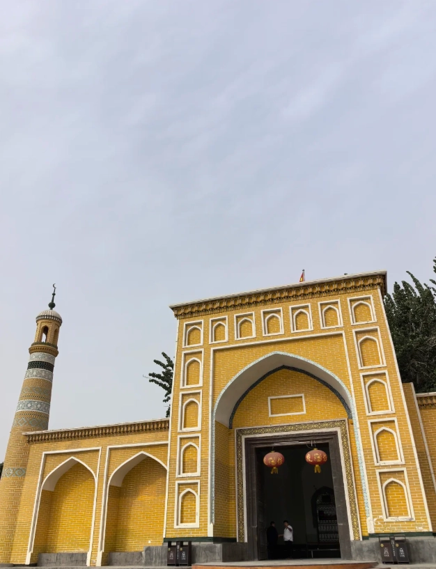 Id Kah Mosque English guide Id Kah Mosque English guide