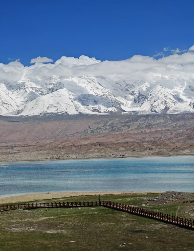 Karakul Lake tour from Kashgar Karakul Lake tour from Kashgar