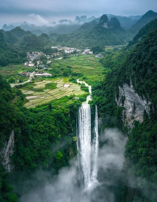 Detian Waterfall Detian Waterfall