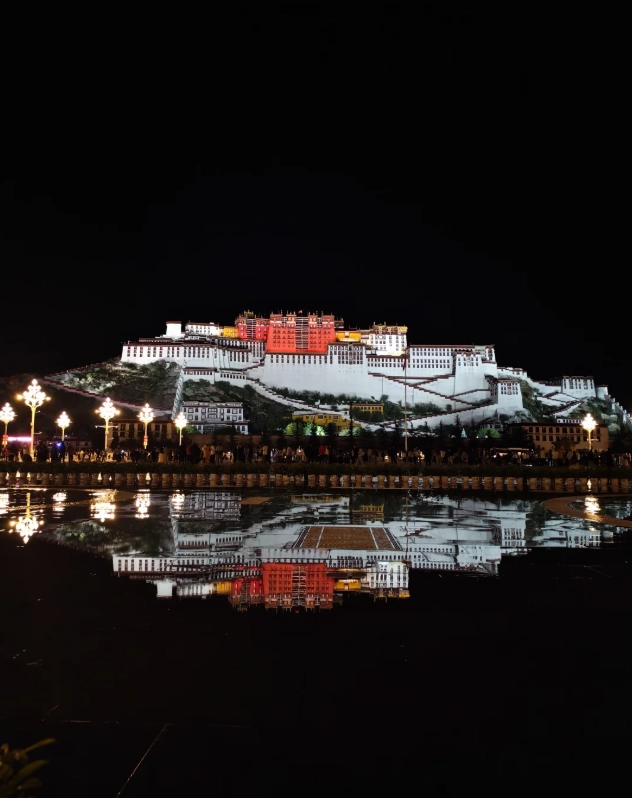 Lhasa night activities Lhasa night activities