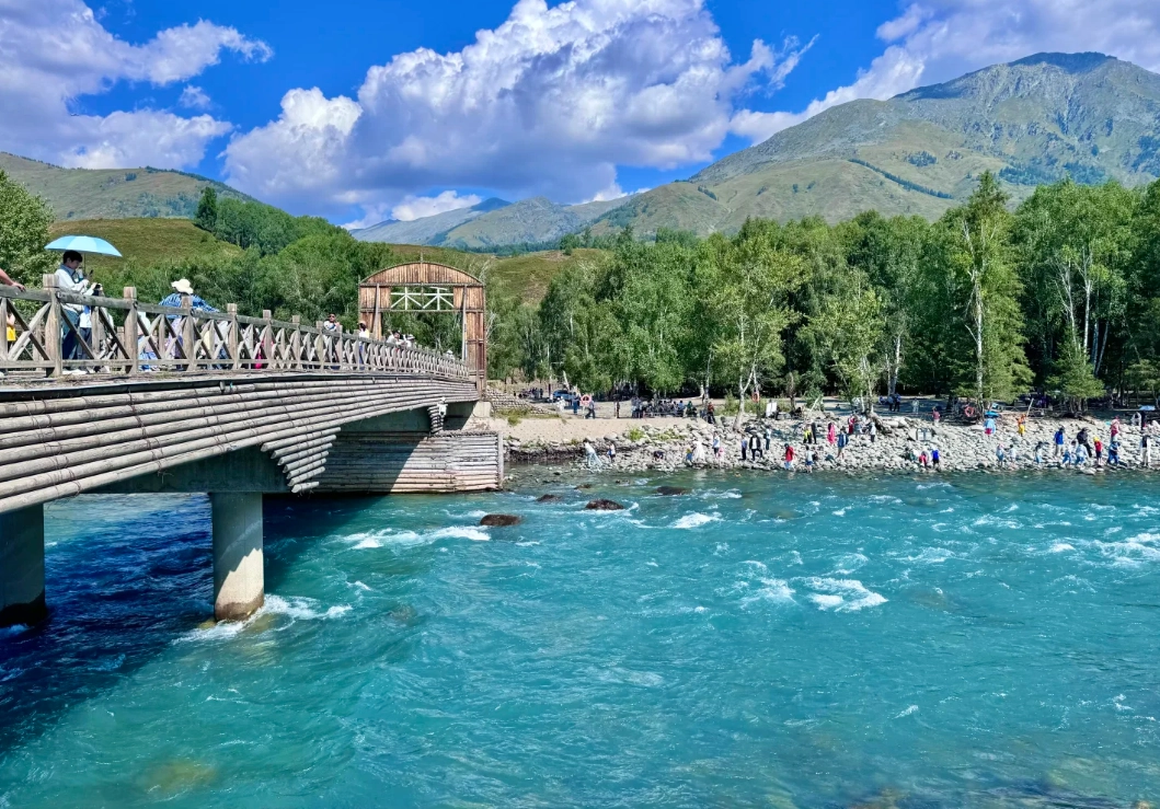 xinjiang travel on a budget