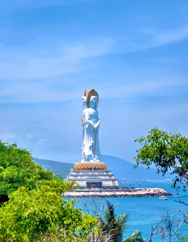 sanya or haikou sanya or haikou