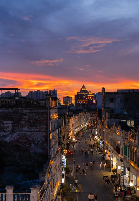 night markets in Hainan
