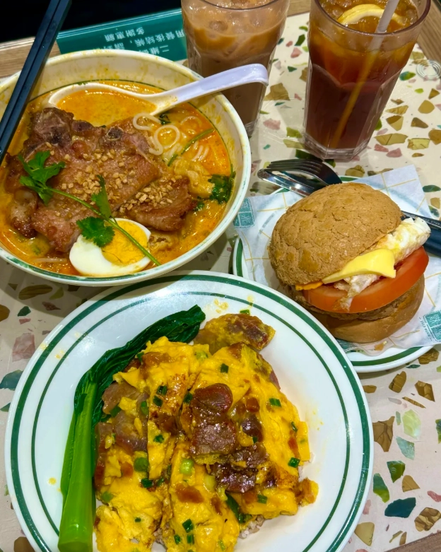 What to Eat in Hong Kong: 10 Dishes Locals Love