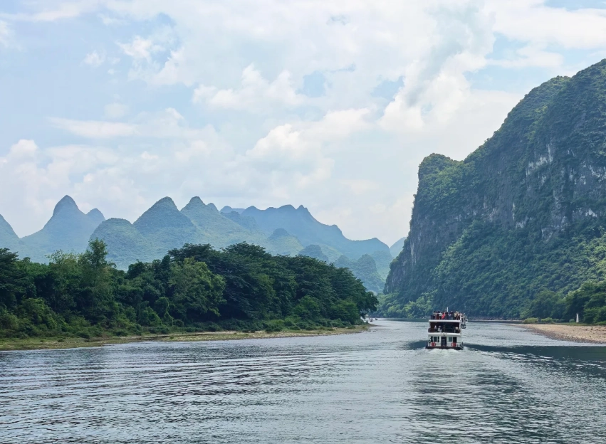 guangxi weekend itinerary