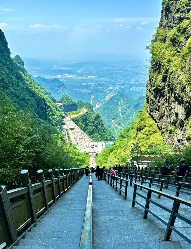 is hunan worth visiting