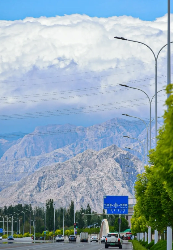 What to Do in Ningxia for a Weekend: Desert & Culture