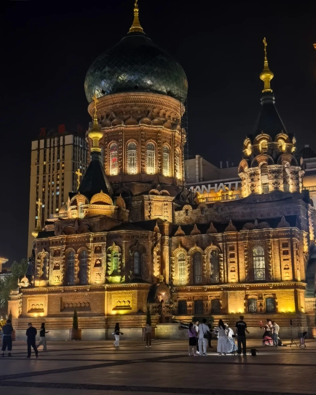 Heilongjiang Nightlife: Where Harbin Locals Drink at 1 AM